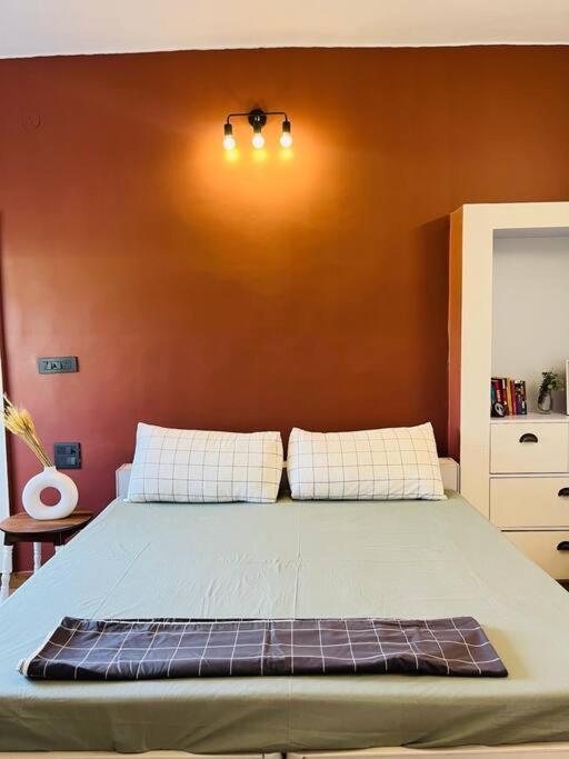 The Bougainvillea Cottage Farmstay Near Dehradun , 2 Bedroom Private Cottage Next To Fields And Orchards With Hill Views المظهر الخارجي الصورة